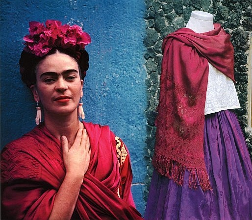 Frida Khalo et son rebozo